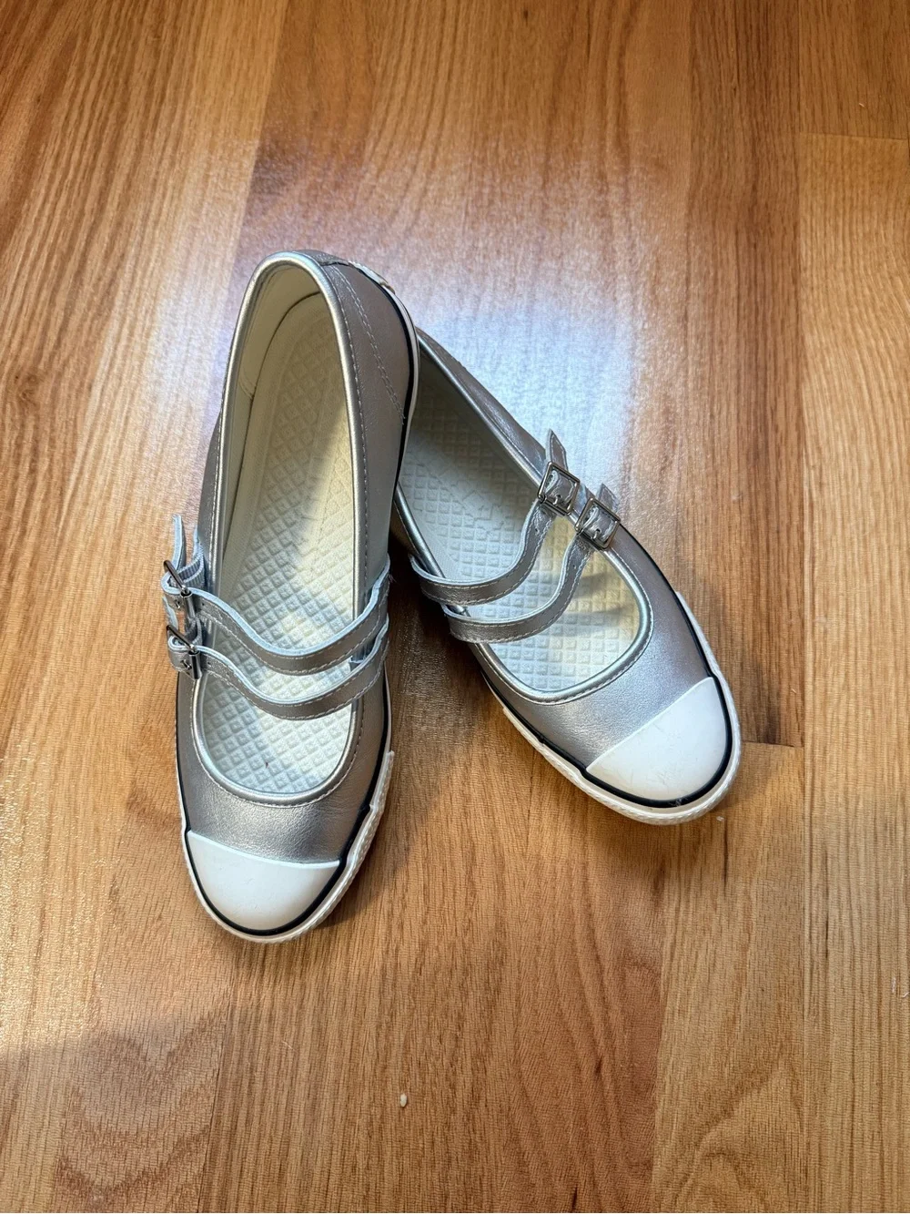 Converse Chuck Taylor All Star Metallic Silver Dainty Mary Janes - Picture 7 of 10
